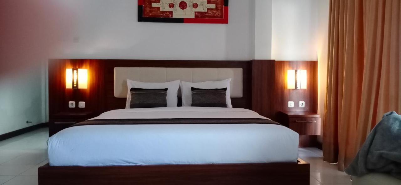 Friends Beach Hotel Kuta  Exterior foto