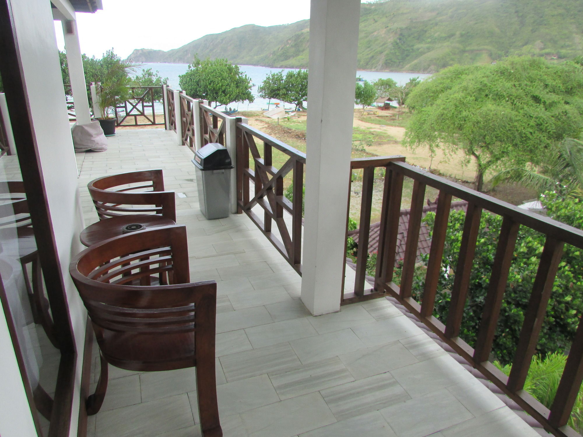 Friends Beach Hotel Kuta  Exterior foto