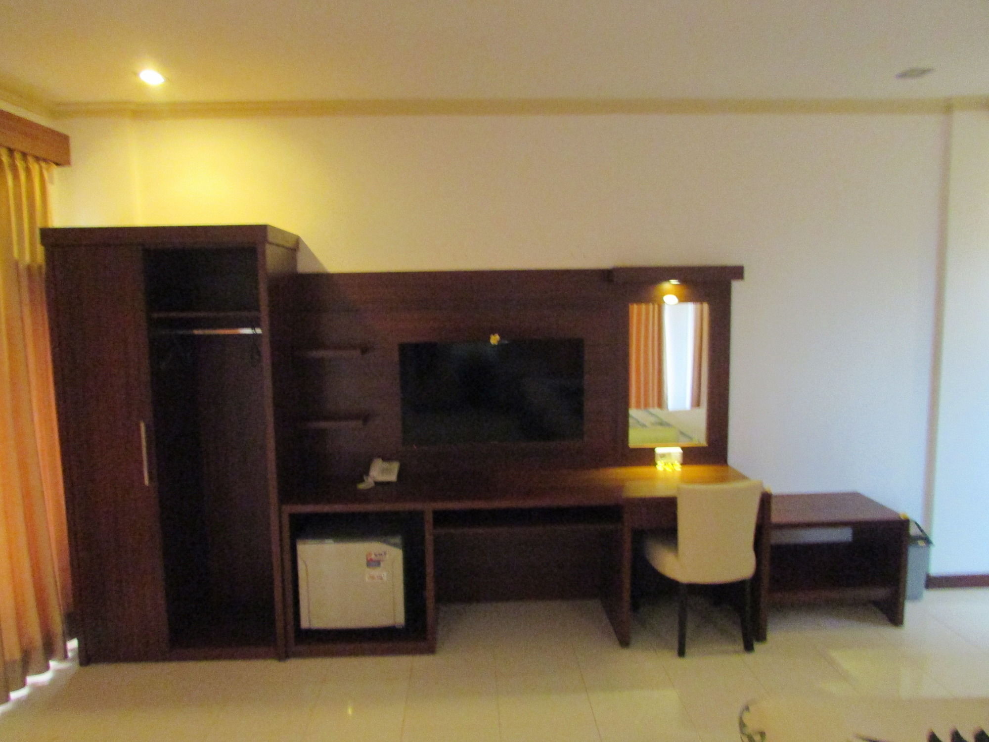 Friends Beach Hotel Kuta  Exterior foto