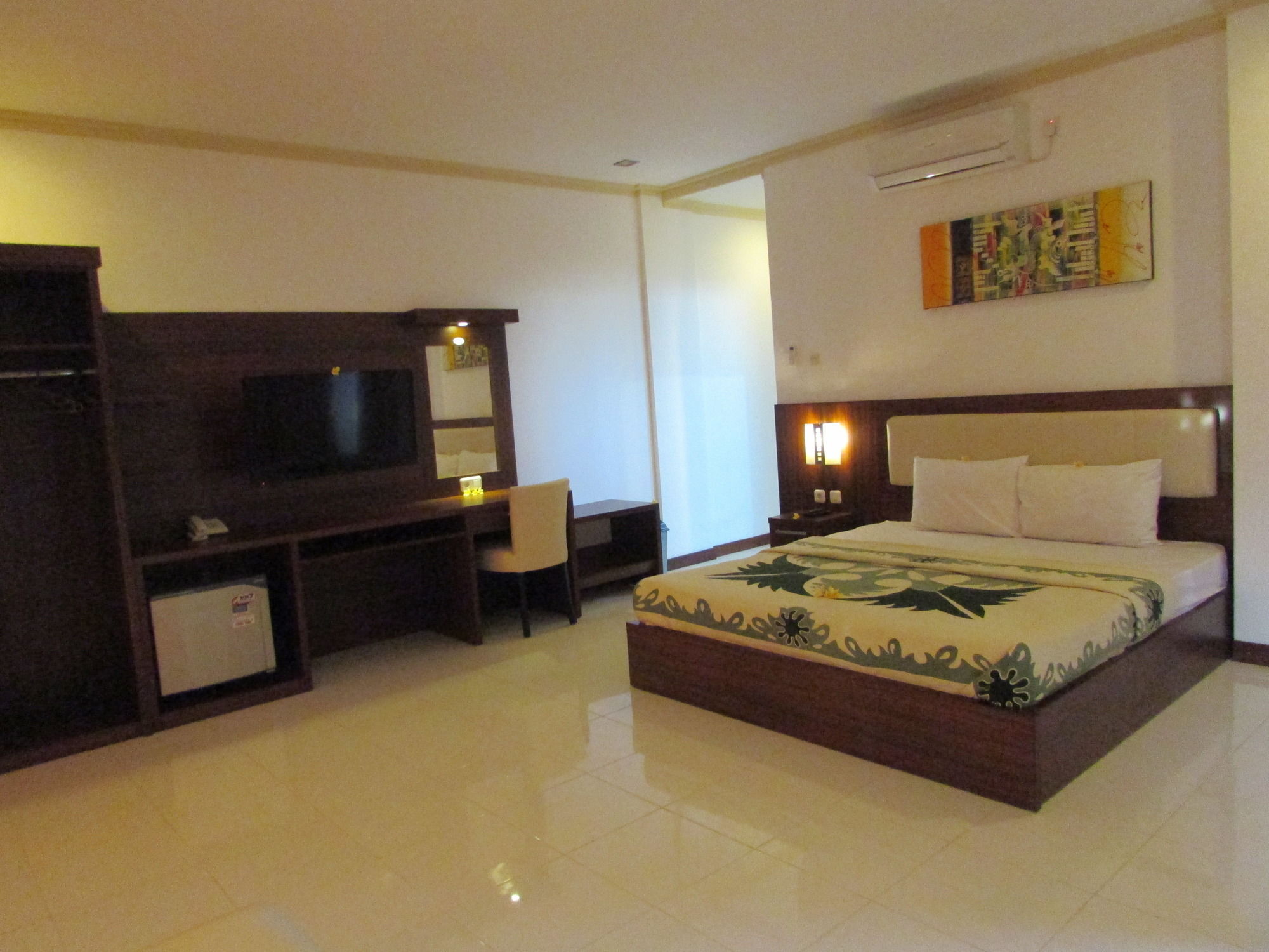 Friends Beach Hotel Kuta  Exterior foto